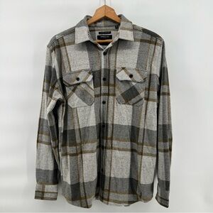 Kenneth Cole NY Flannel Shirt Mens Medium Slim Fit Gray Plaid Button Up Casual